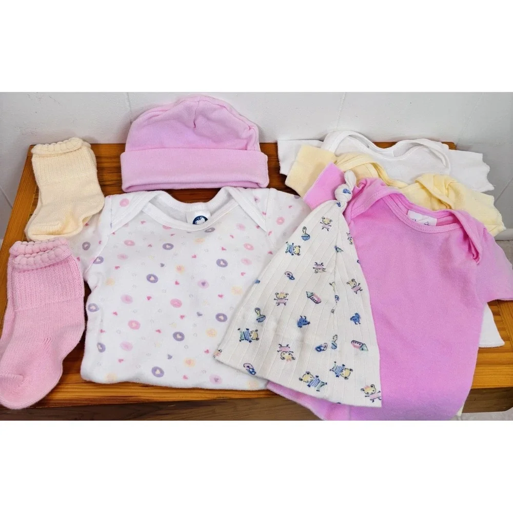 Newborn Infant Baby Girl Lot of 10pc 2 Pair Socks 1pc 2 Hats 3 Tees Pink Pastels